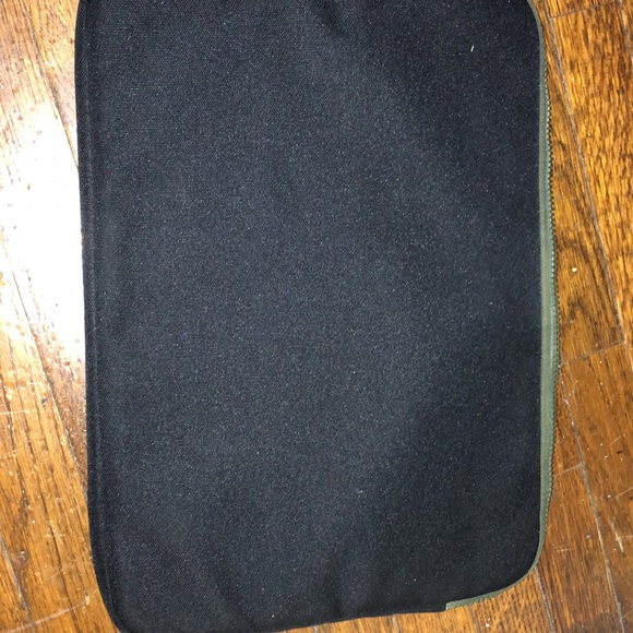 15” Computer case - Picture 3 of 3